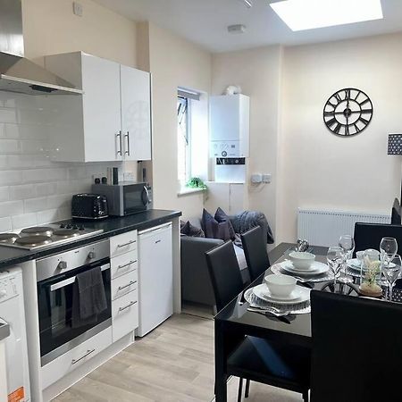 2 Bedroom Apartment With Balcony Oxford Buitenkant foto