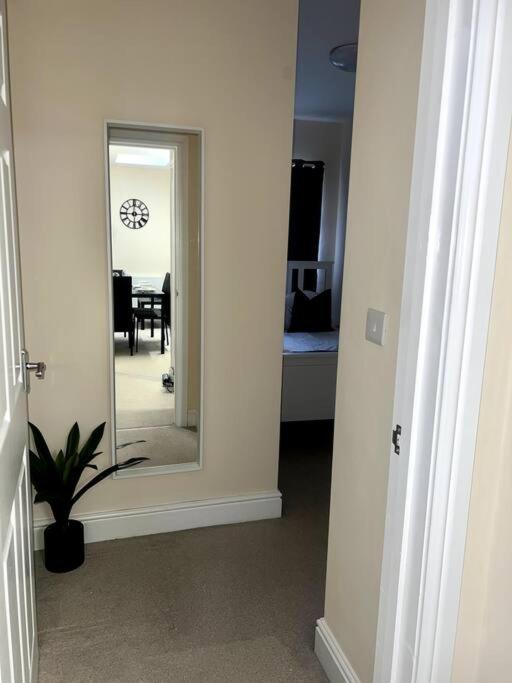 2 Bedroom Apartment With Balcony Oxford Buitenkant foto